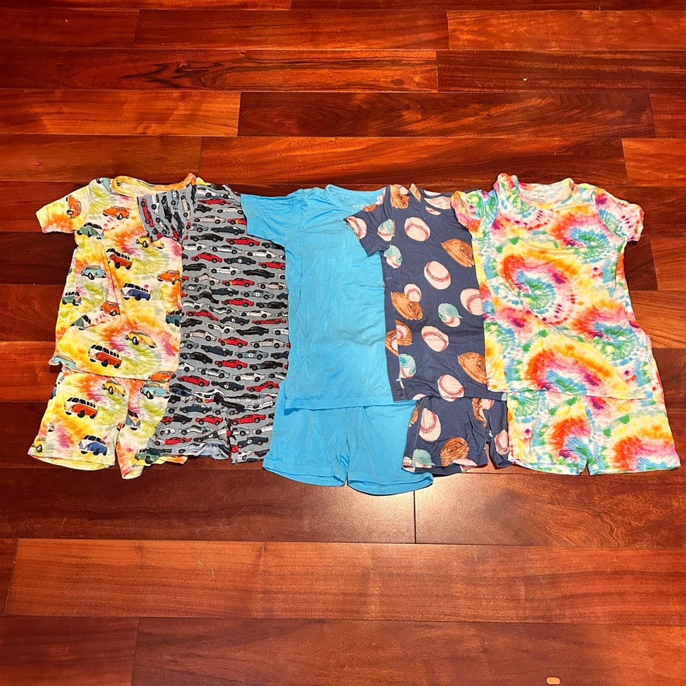 Lot of 5 sets of EUC retired posh peanut pjs